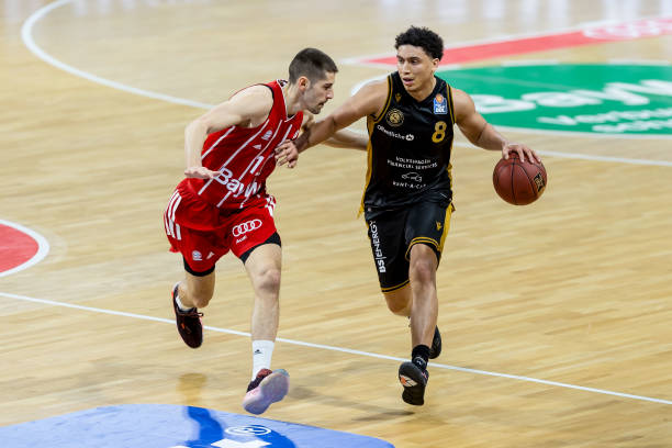 自加盟皇家 自加盟皇家