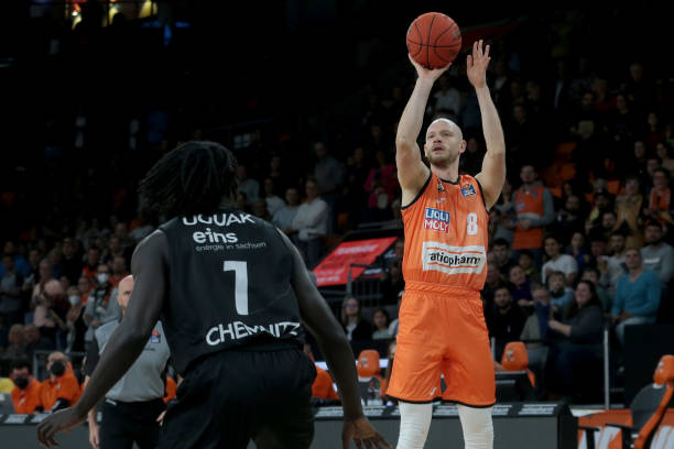 仅靠受害选 仅靠受害选